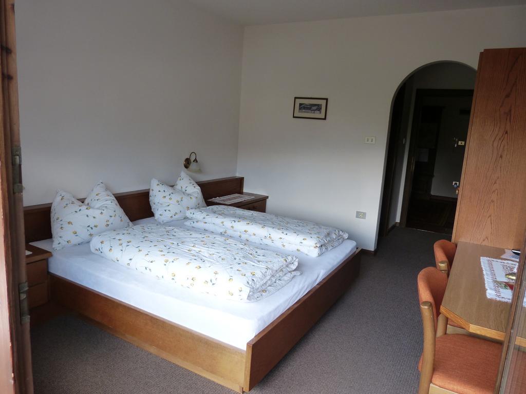 Haus Christl Bed & Breakfast Lana Eksteriør bilde