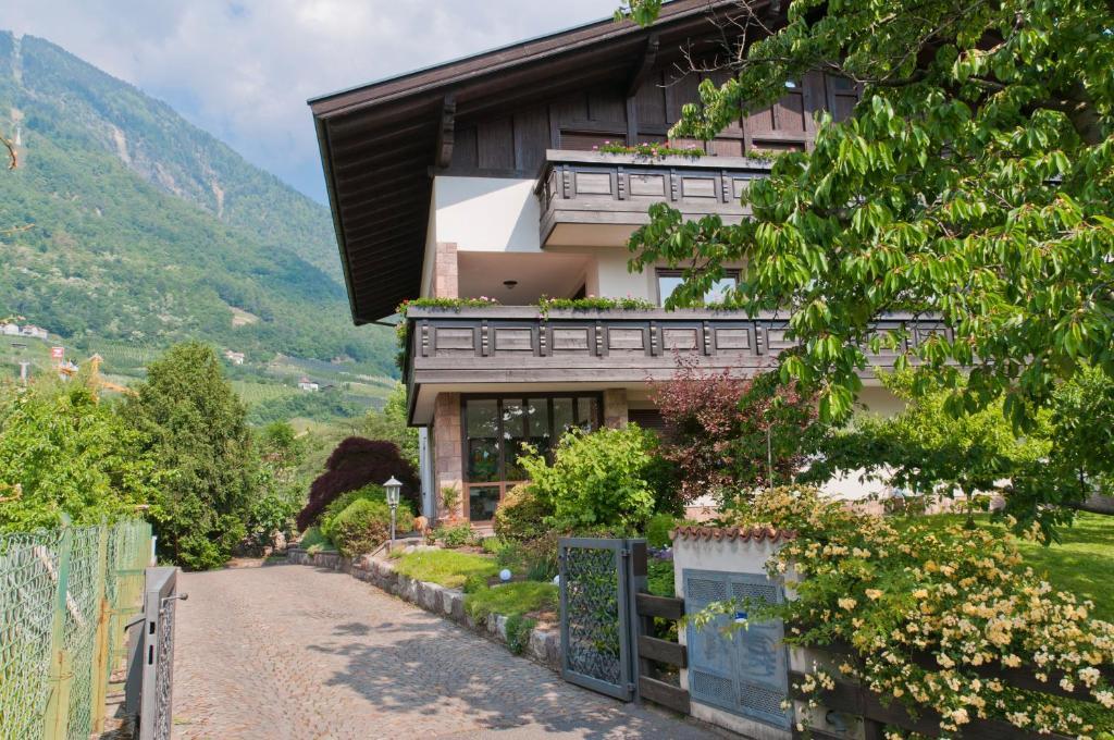 Haus Christl Bed & Breakfast Lana Eksteriør bilde
