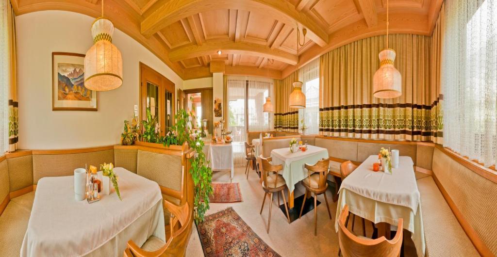 Haus Christl Bed & Breakfast Lana Eksteriør bilde